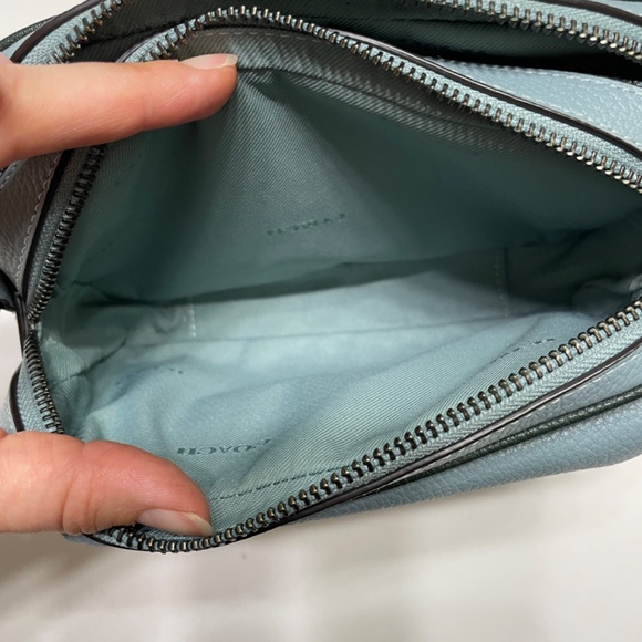 Coach Camera Bag - Picture 3 of 4